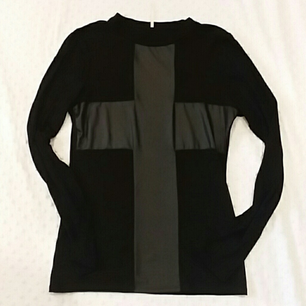 ☆Black Cross Top